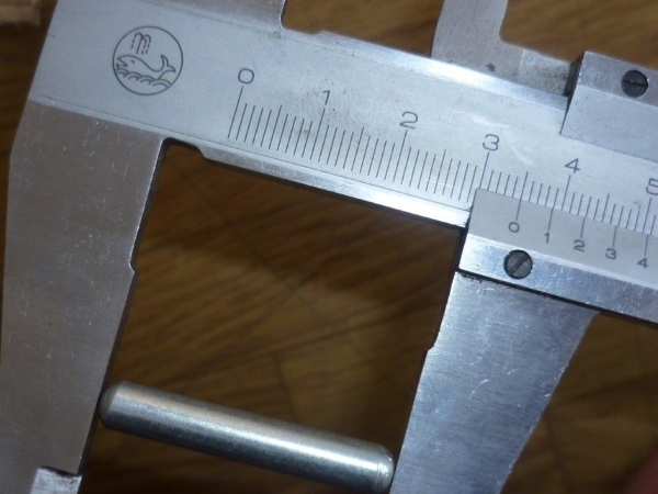 Stift für Kupplungsautomat TIH UTB 300 302 445 Fiat R450 Kurz