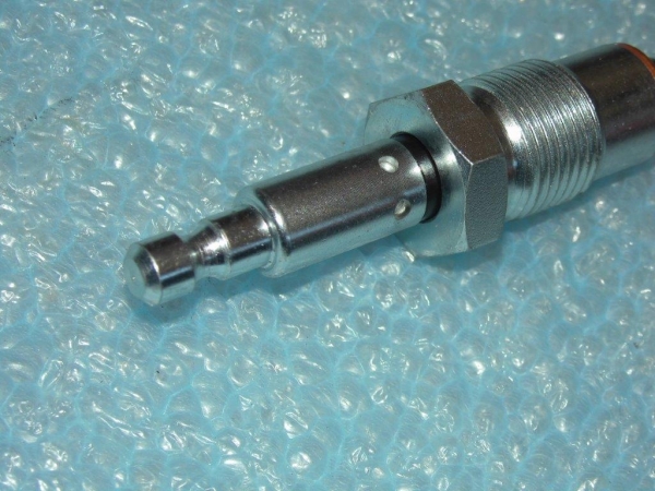 Glühkerze 12 Volt Fiat + Ford Traktor 4129674 44000202 980611