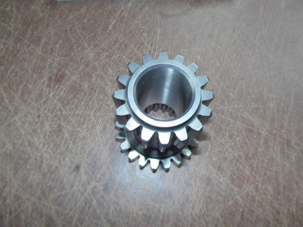 Zahnrad Getriebe UTB Fiat New Holland
