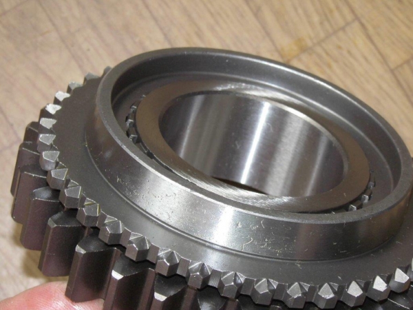 Zahnrad Getriebe 4. Gang untere Welle UTB + Fiat 540 640 55.46 65.46 70.56